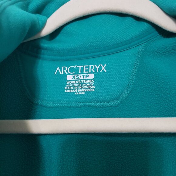 Arc'Teryx Full Zip Jacket - Picture 13 of 13